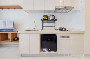 Comfort Stay Studio at Sky House BSD Apartment By Travelio